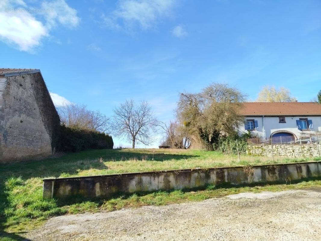 Terrain à ABELCOURT