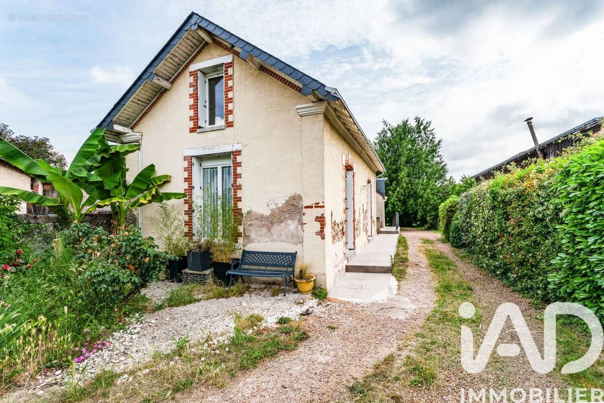 Photo 1 - Maison à LA MEMBROLLE-SUR-CHOISILLE