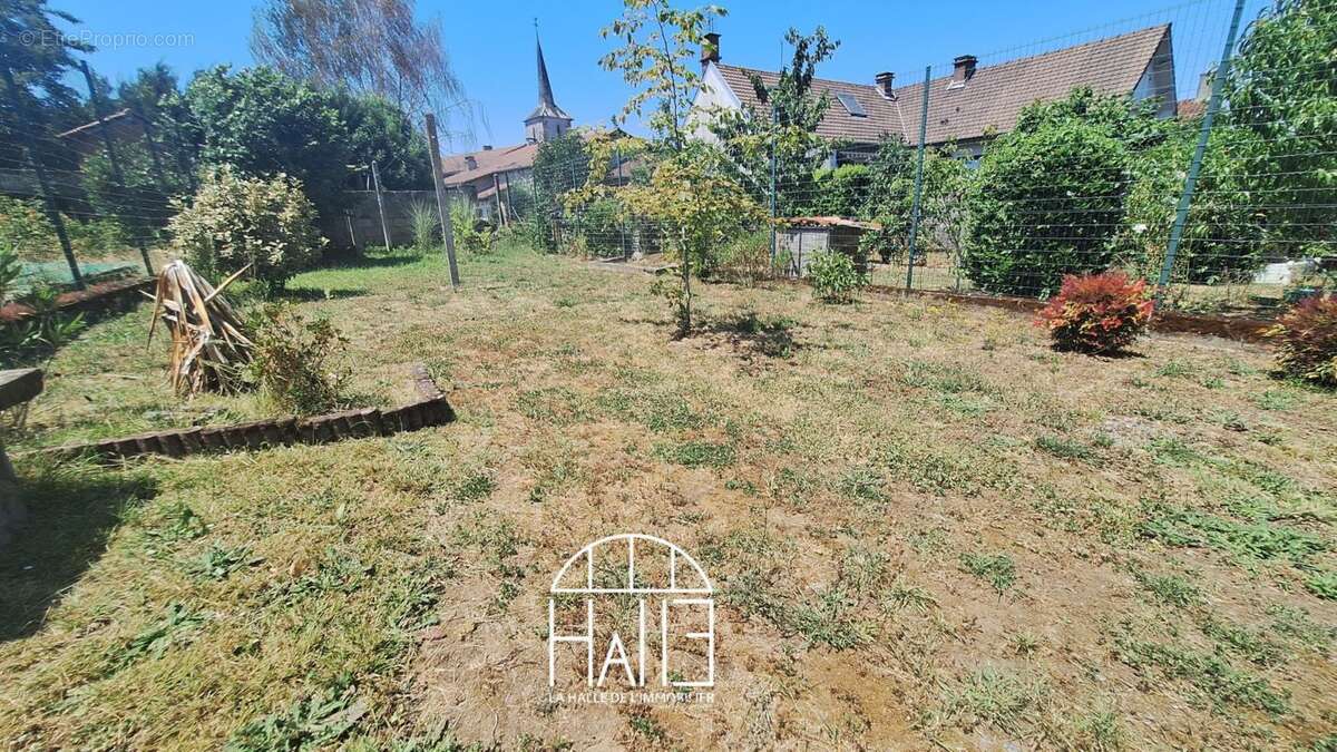 Maison 150 m² à Nouic  - photo 9