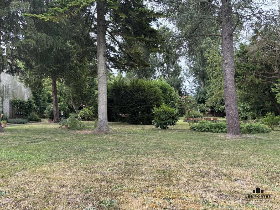 Maison à GIRONVILLE-SUR-ESSONNE