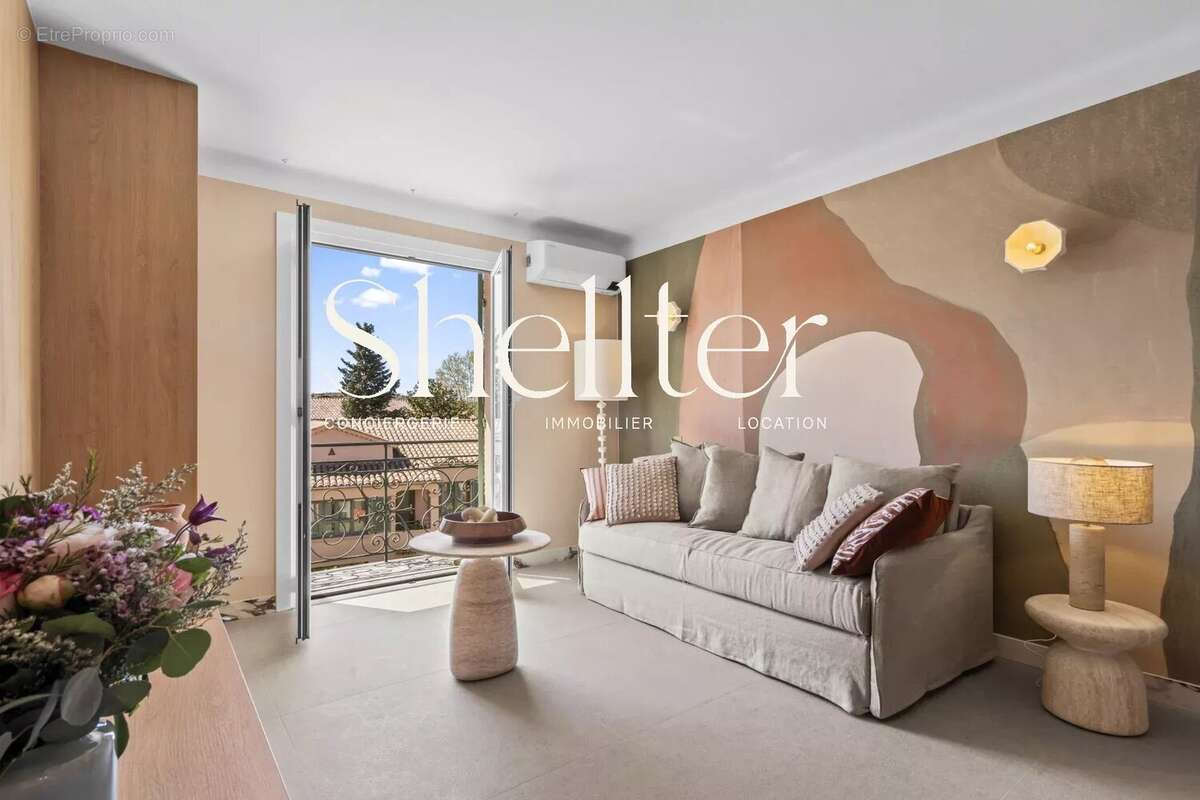 Appartement rénové au cœur de Saint-Tropez - photo 2