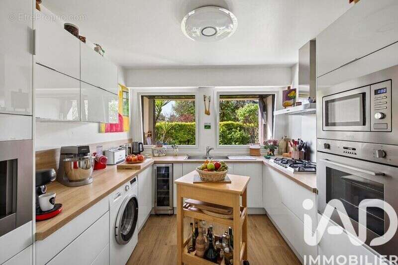 Photo 2 - Appartement à VERRIERES-LE-BUISSON