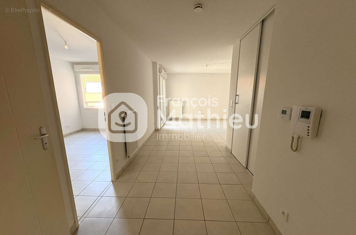 Appartement à SAINT-ANDRE-DE-CORCY