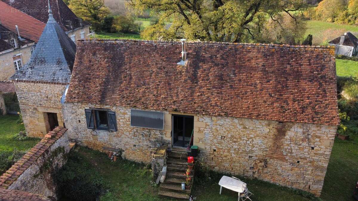 Drone gîte - Maison à EXCIDEUIL