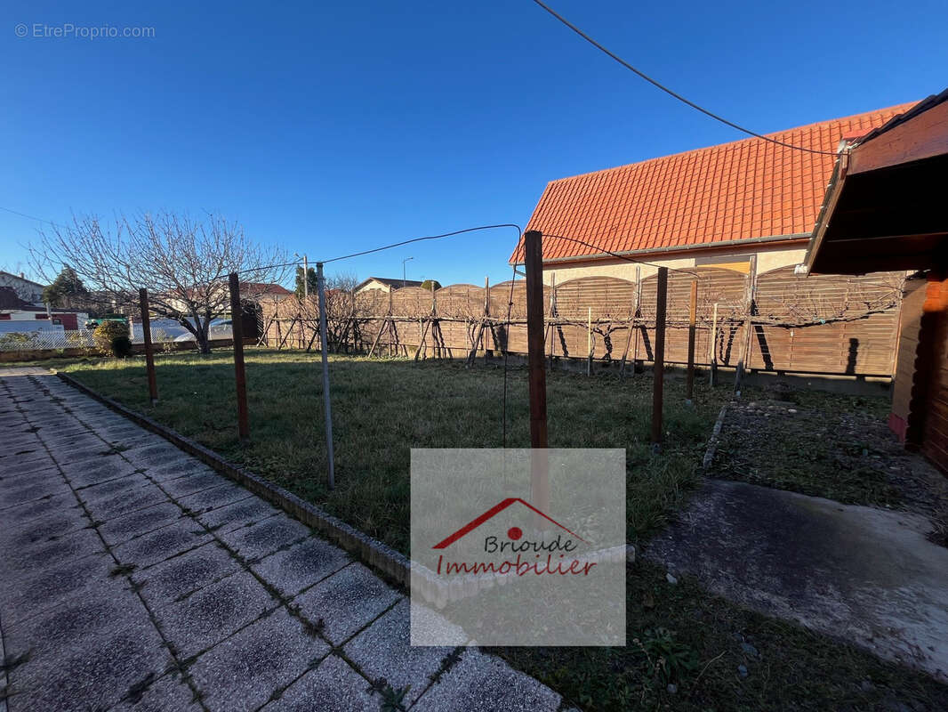 Maison à BRASSAC-LES-MINES