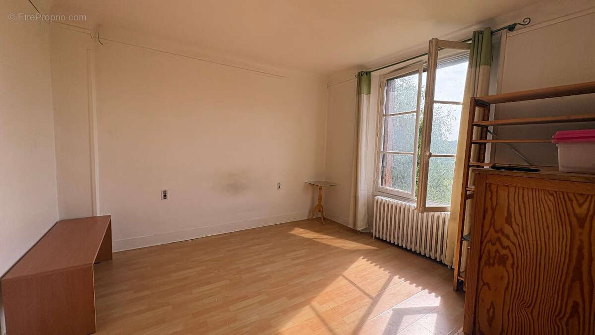 Cires-lès-mello maison de 112m2 - photo 7