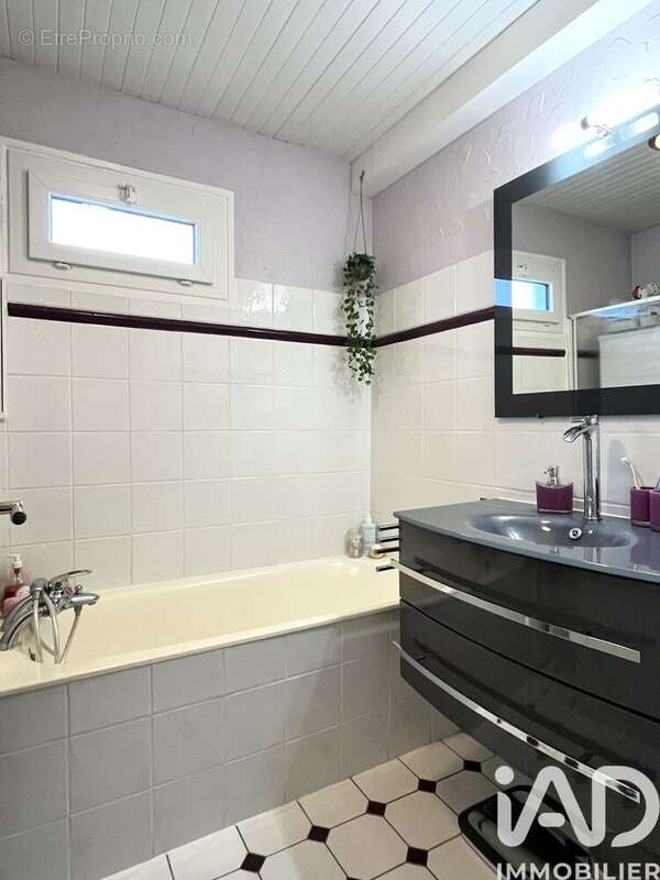 Photo 9 - Appartement à CHENNEVIERES-SUR-MARNE