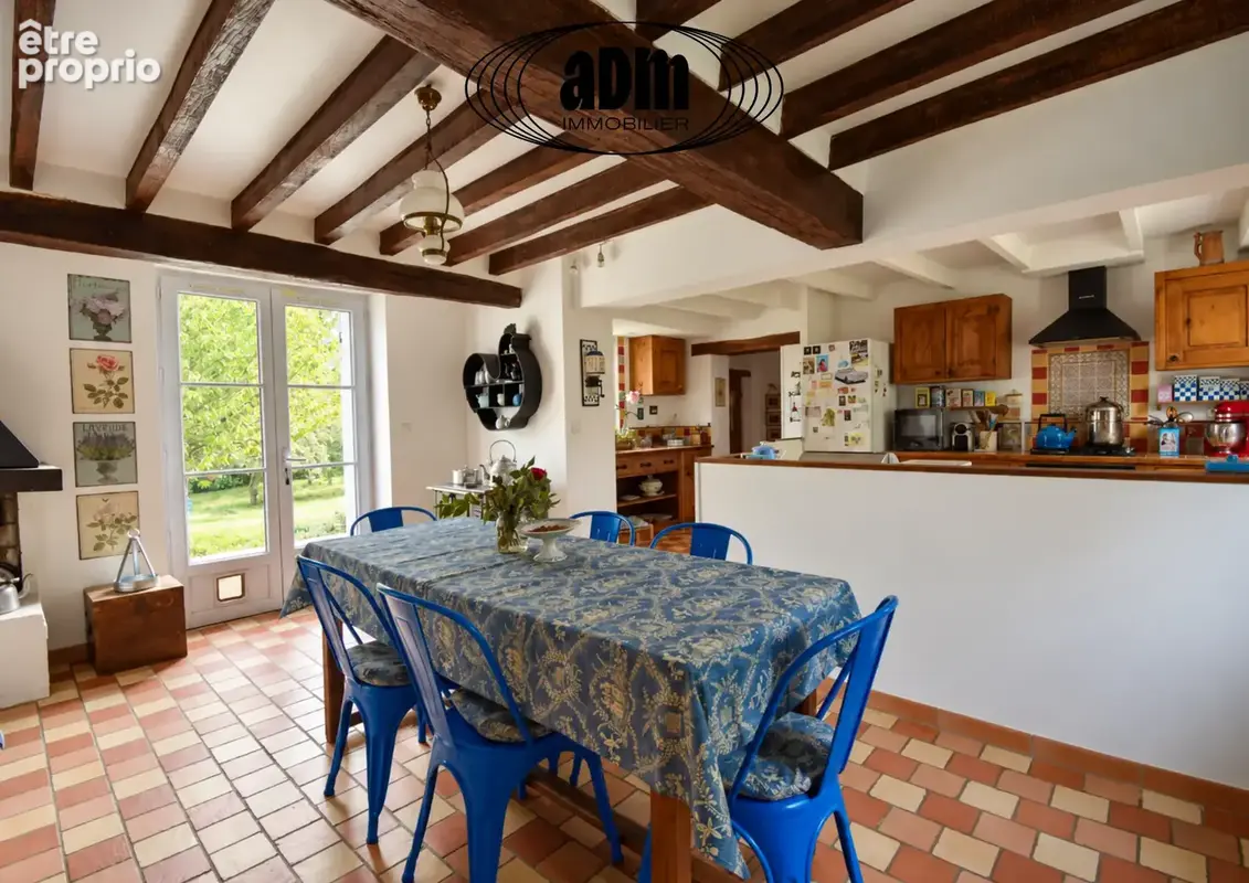 Maison familiale de 191 m2 avec 5 chambres sur un terrain de 2 465 m - photo 3