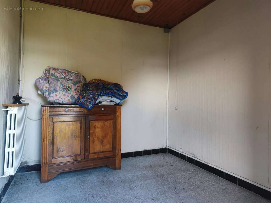 Maison à CERCY-LA-TOUR