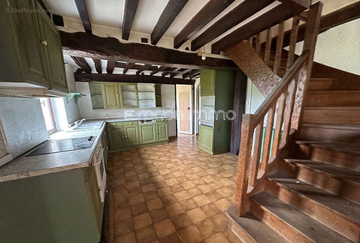 Maison à CLERES