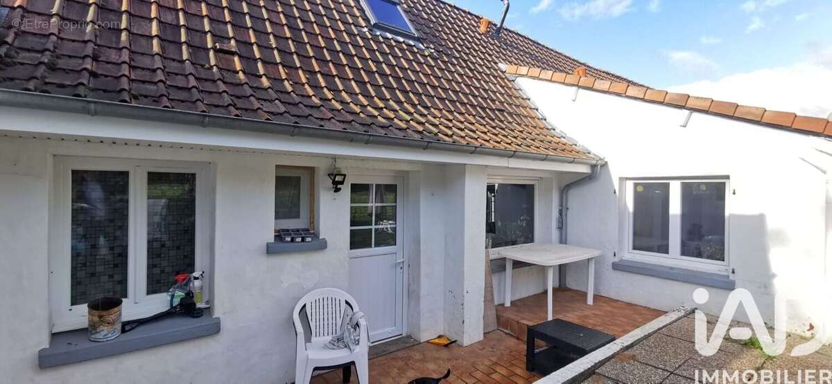 Photo 8 - Maison à ALEMBON