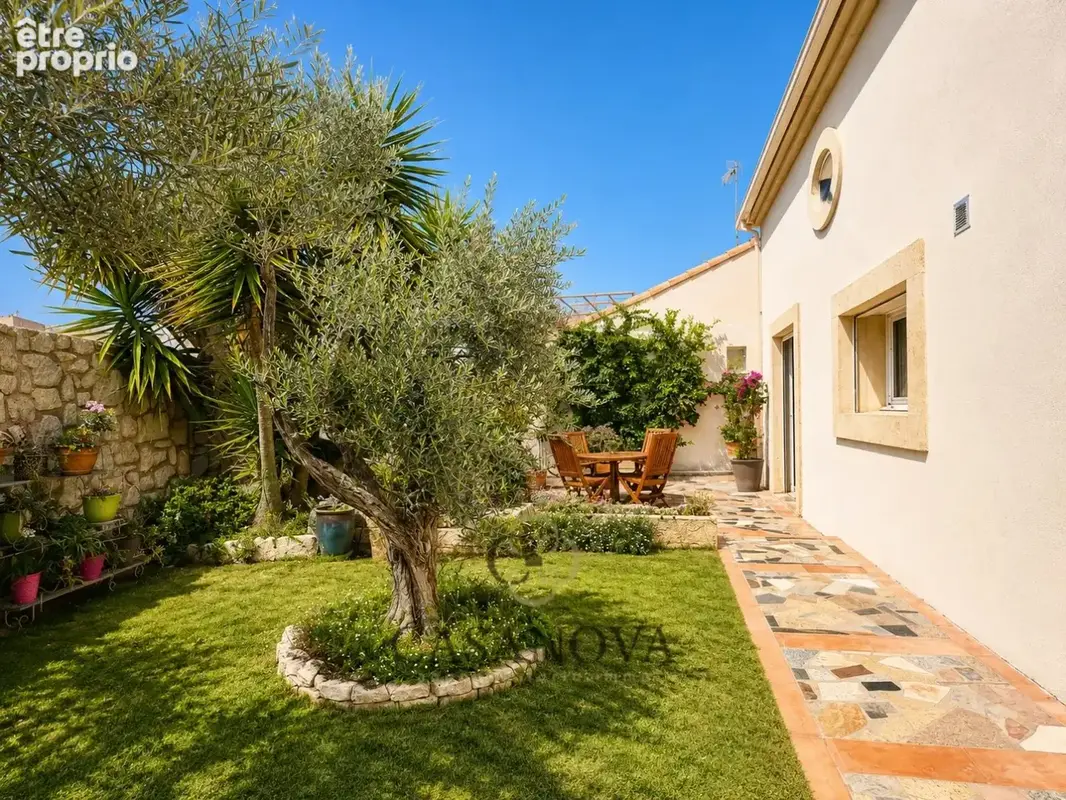 Maison 191 m² avec jardin paysager, jacuzzi et garage au centre de Pérols - photo 2