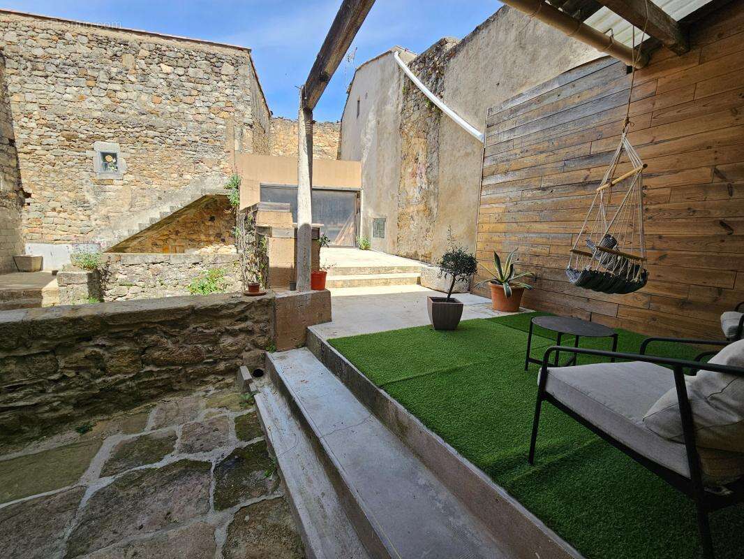 Maison à SAINT-PAUL-LE-JEUNE