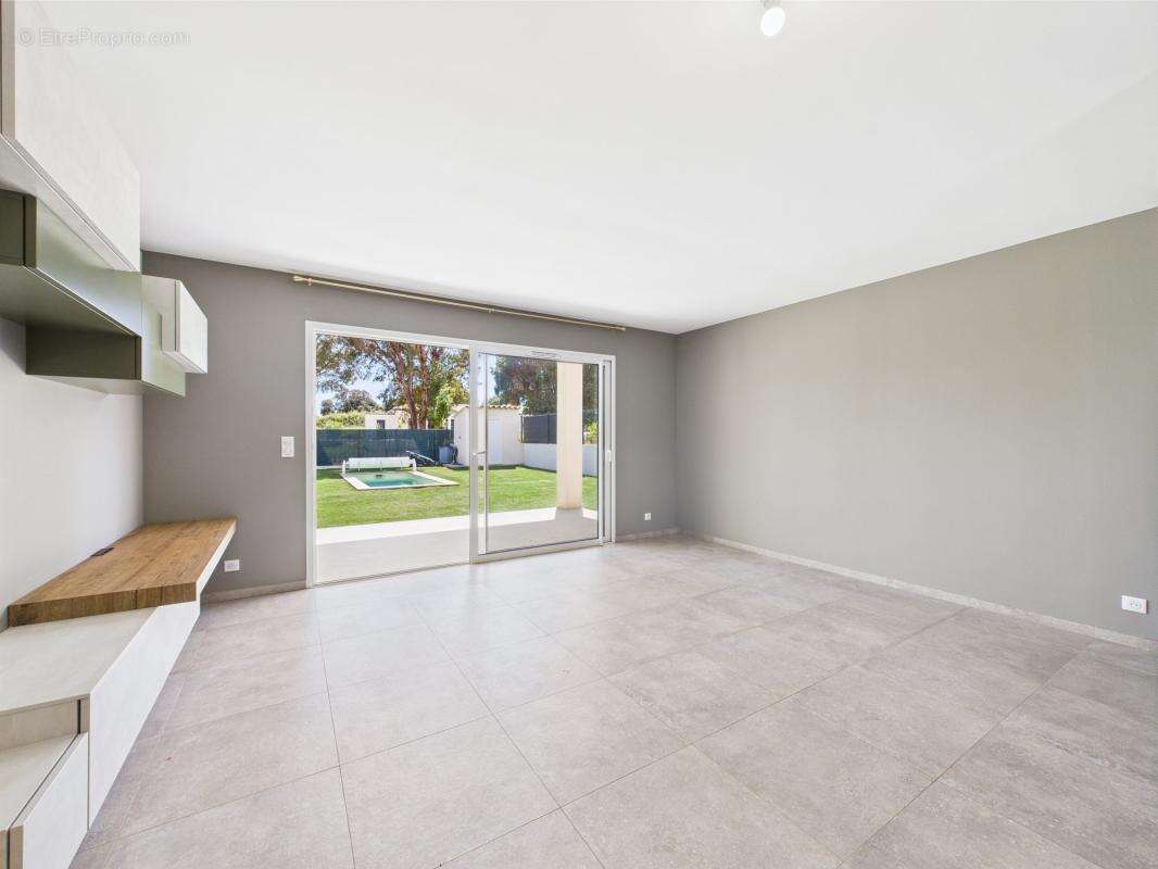 Appartement à PERI