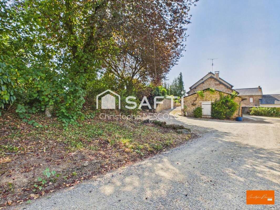 Maison 73 m² à La Bazoge-Montpincon  - photo 2