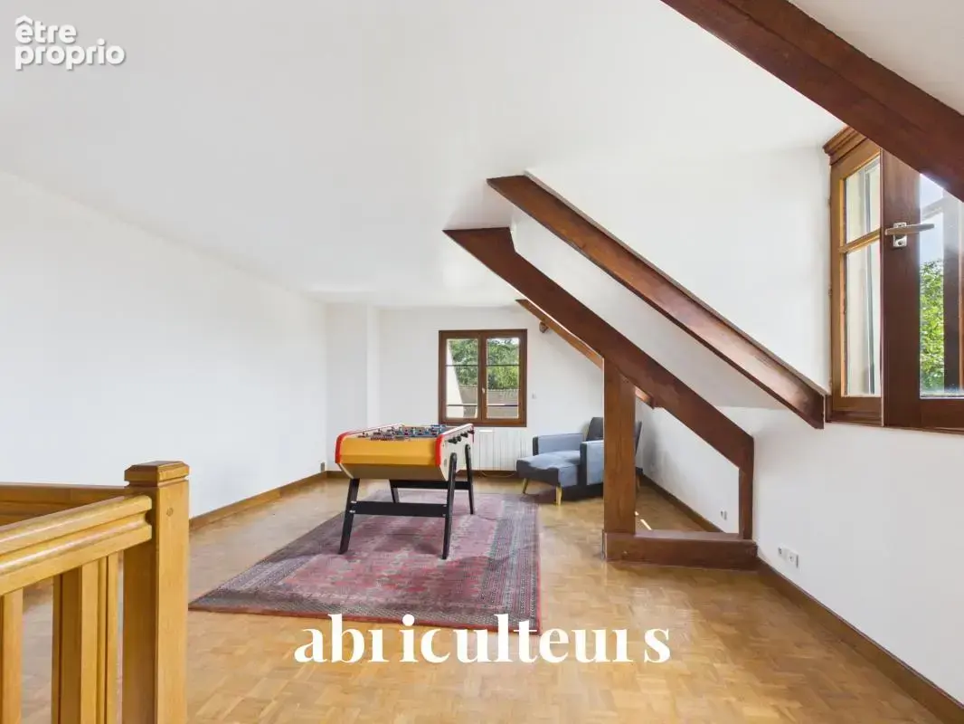 Maison familiale lumineuse avec grand jardin, terrasse et 5 chambres à Saint-Leu-la-Forêt (95320) - photo 14