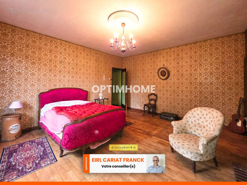 Maison à SAINT-PRIEST-LA-FEUILLE