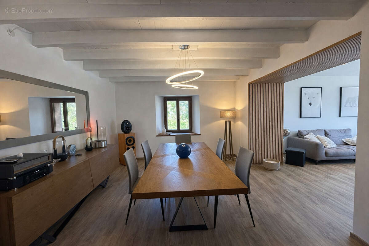 Maison à LA BIOLLE