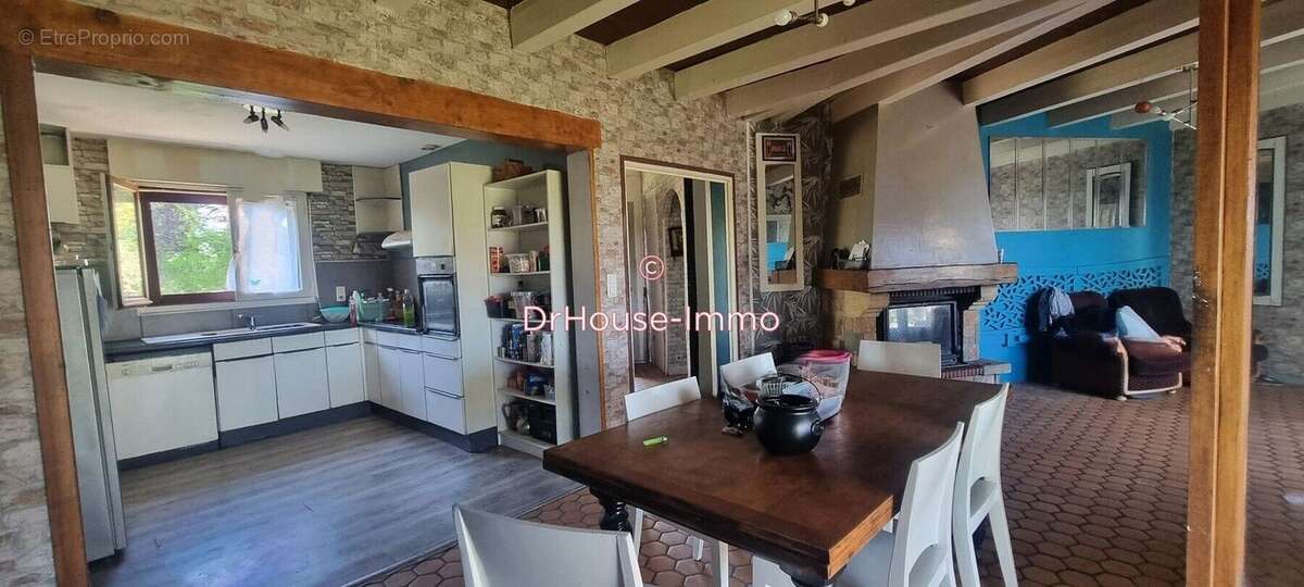 Maison à SAINTE-RADEGONDE