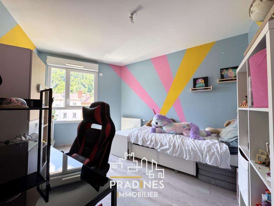 Appartement à GIVORS
