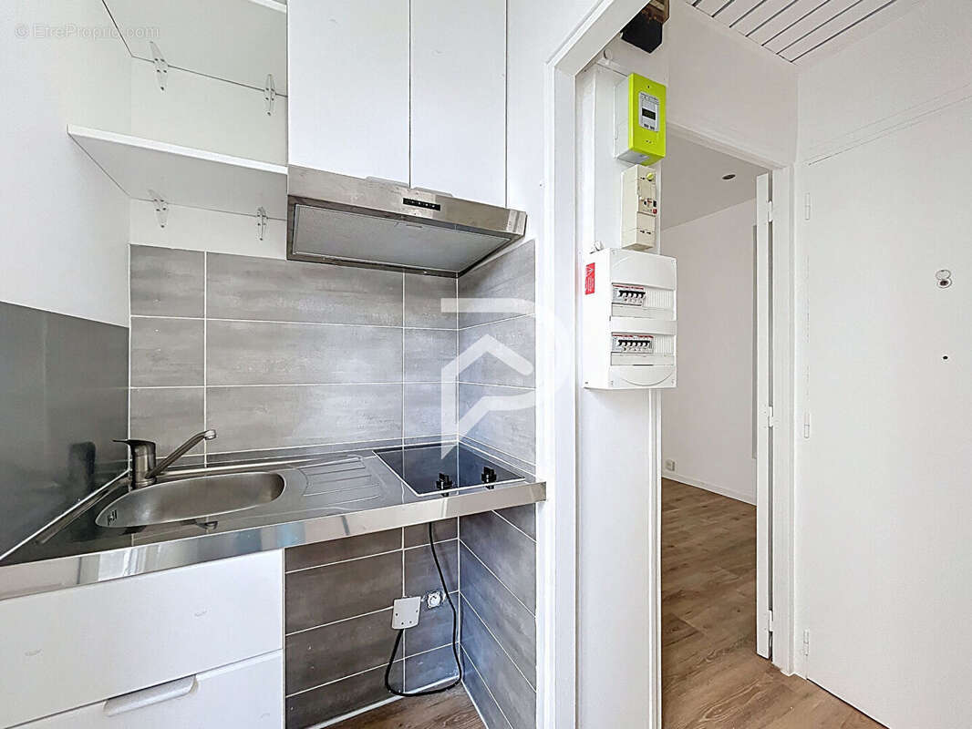 Appartement à COURBEVOIE