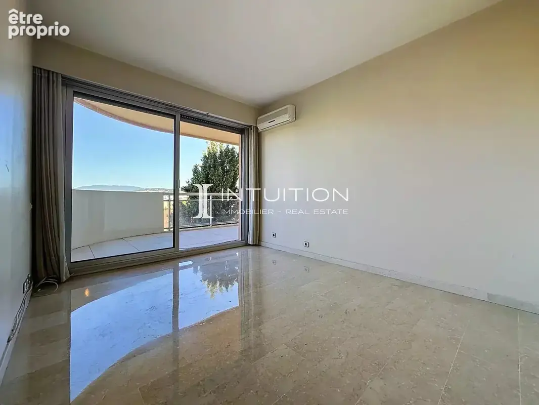 Cannes - Basse Californie : Vaste appartement toit terrasse avec garage - photo 29