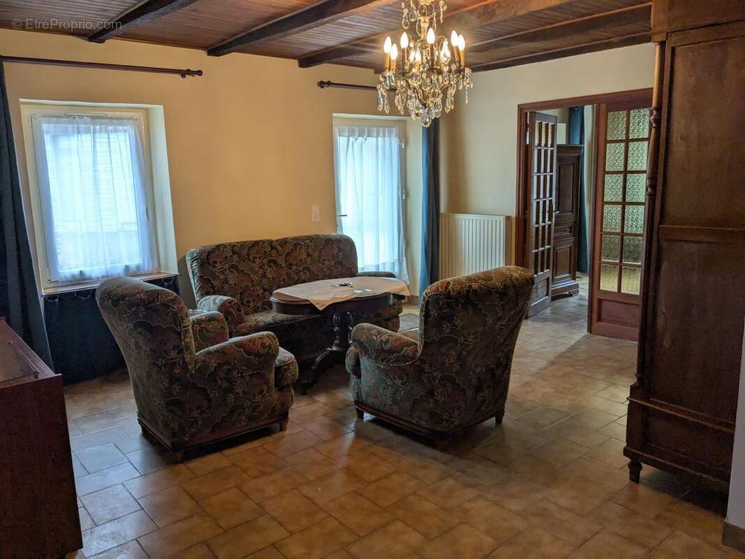 Maison 110 m² à Guiscriff  - photo 3