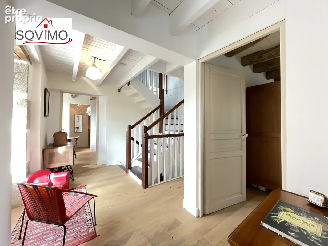 En campagne, belle maison charentaise indépendante en pierre, entièrement restaurée, sur 4800 m2 de terrain - photo 19