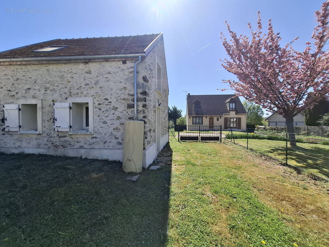 Maison à COULOMMIERS