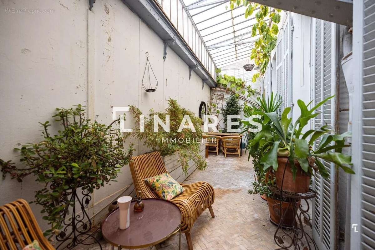 Appartement à MARSEILLE-1E