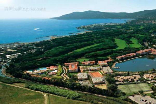 Appartement à MANDELIEU-LA-NAPOULE