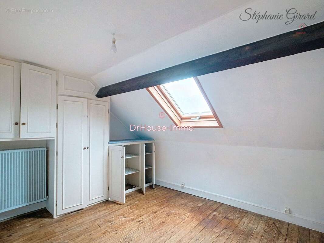 Maison à NEUVILLE-AUX-BOIS