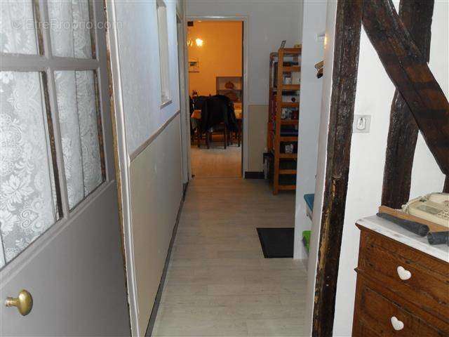 Maison à DROUE-SUR-DROUETTE