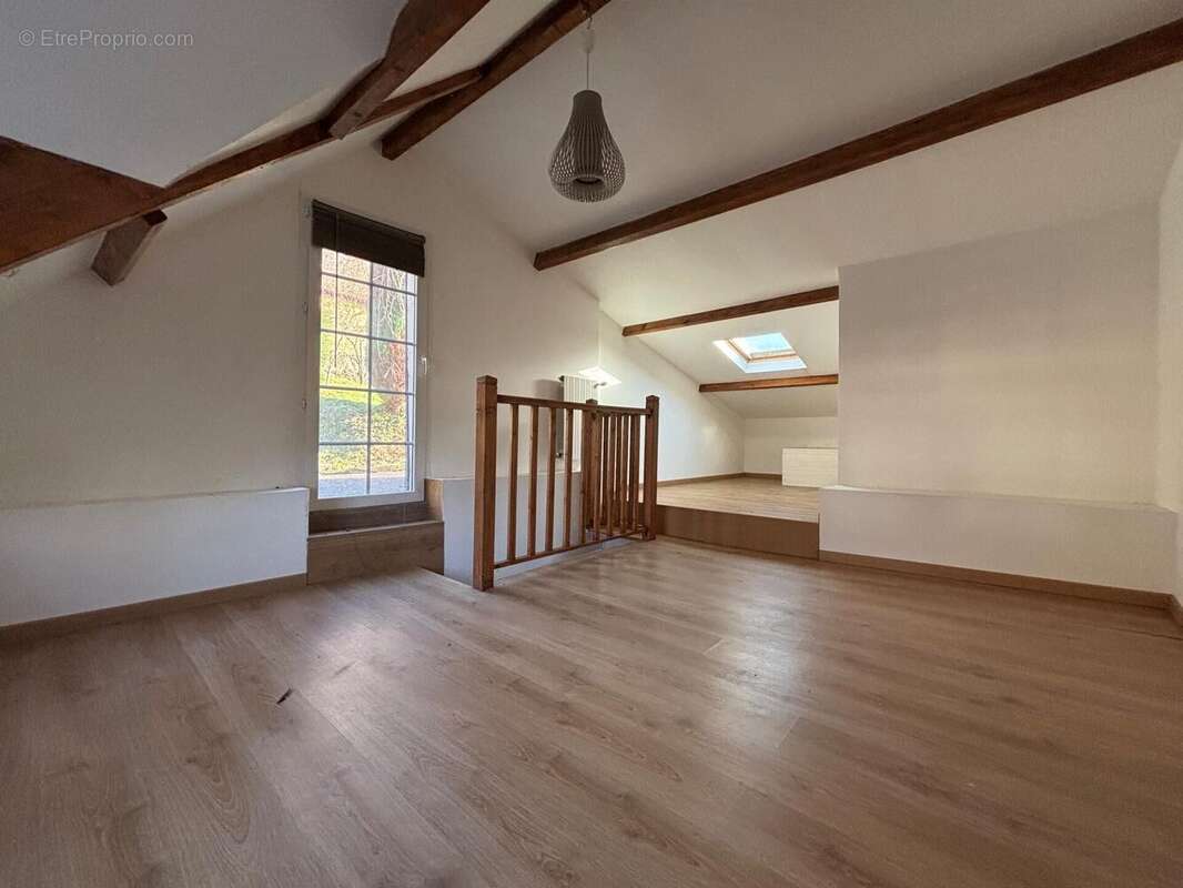 Photo 6 - Maison à VILLERS-COTTERETS