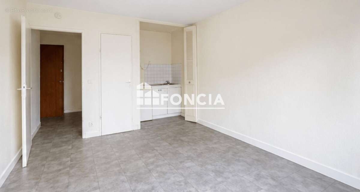 Beau potentiel pour ce studio a rénover - photo 2