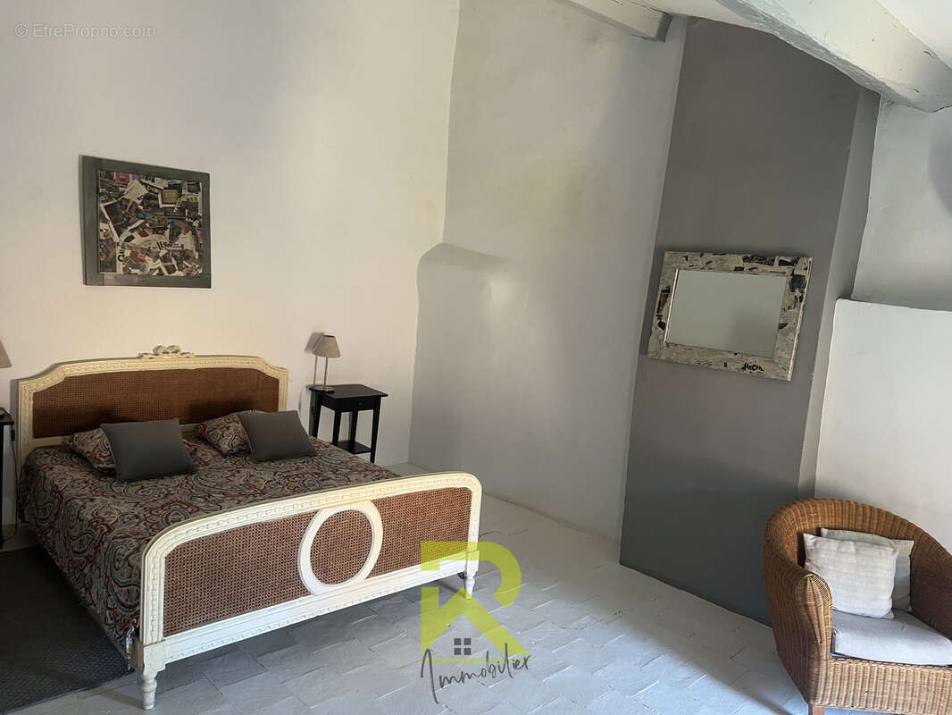 Maison à LEZIGNAN-CORBIERES