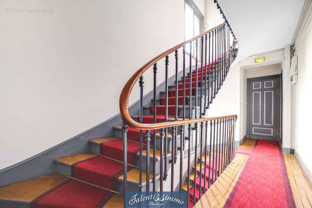 Appartement à PARIS-12E