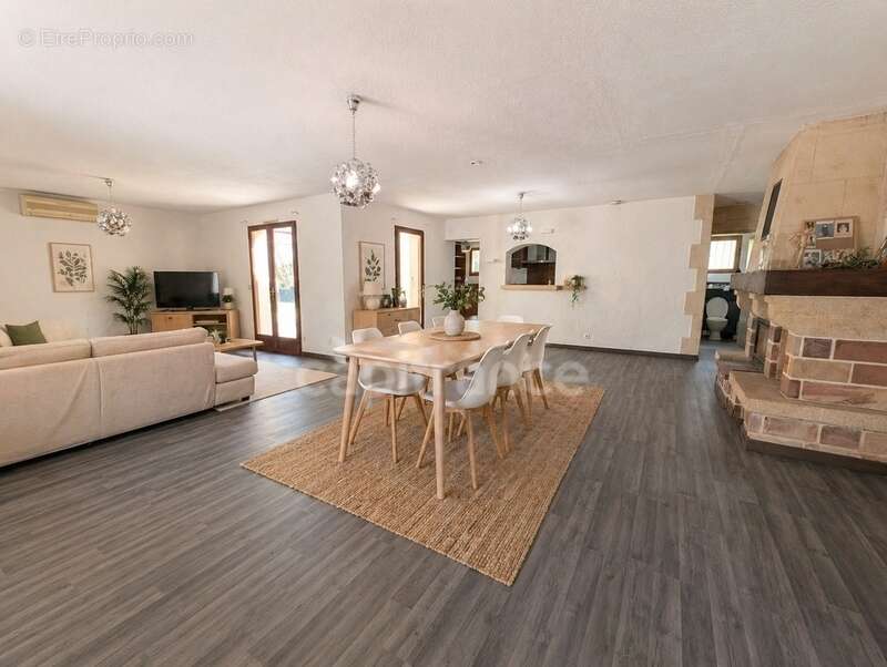 Maison à vendre 4 pièces AMBARES ET LAGRAVE (33) - photo 4