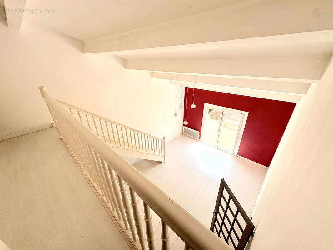 À vendre à Pérols (34470)   Villa familiale 5  pièces sur 479 m2 de terrain - photo 2