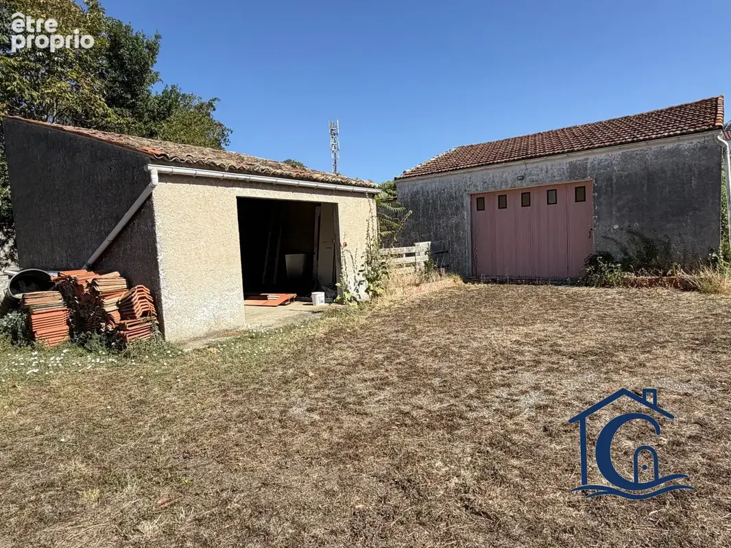 Parking 65 m² à Hiers-Brouage  - photo 2