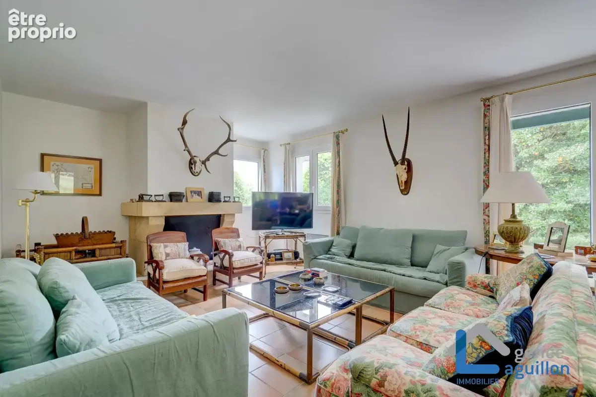 Belle maison basque sur parcelle de 6385m2 au calme - photo 6