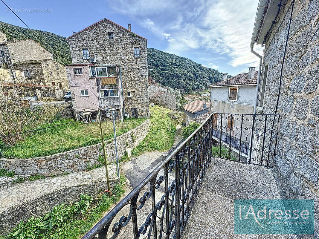 Maison de village - Guarguale - 6 pièces 117 m2 - photo 2