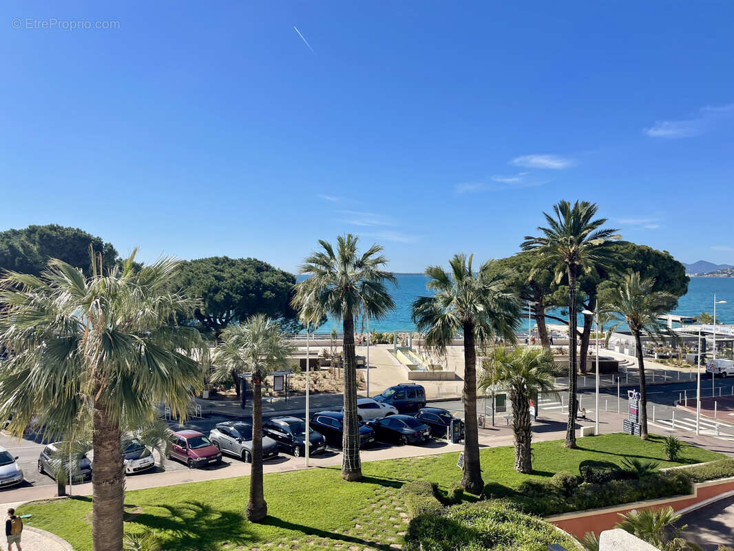 Juan les pins, le center bay, beau 3 pieces vue mer - photo 6