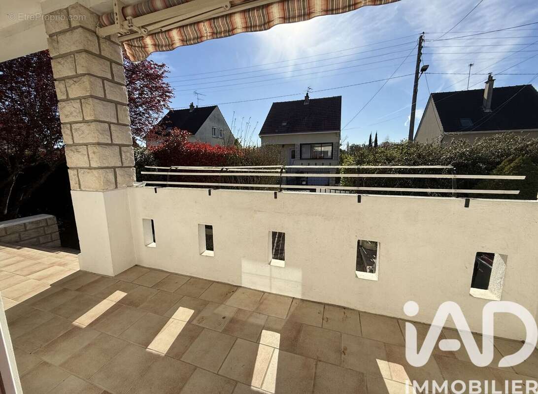 Maison 88 m² à Pont-Sainte-Marie  - photo 3