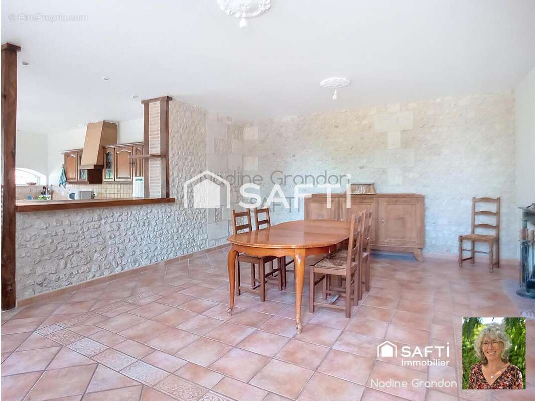 Maison 282 m² à Montboyer  - photo 6