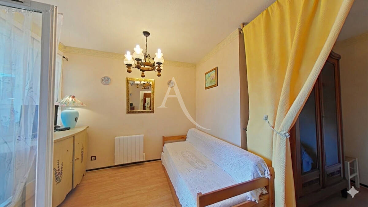 Appartement à GREOUX-LES-BAINS