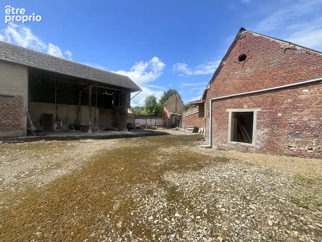 Ancien corps de ferme à rénover - LA DRENNE - photo 12