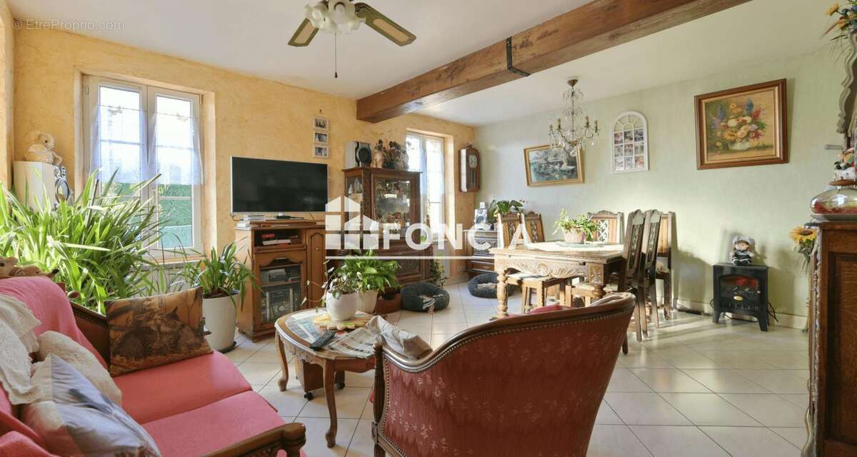 Maison à SAINT-GEORGES-DES-GROSEILLERS