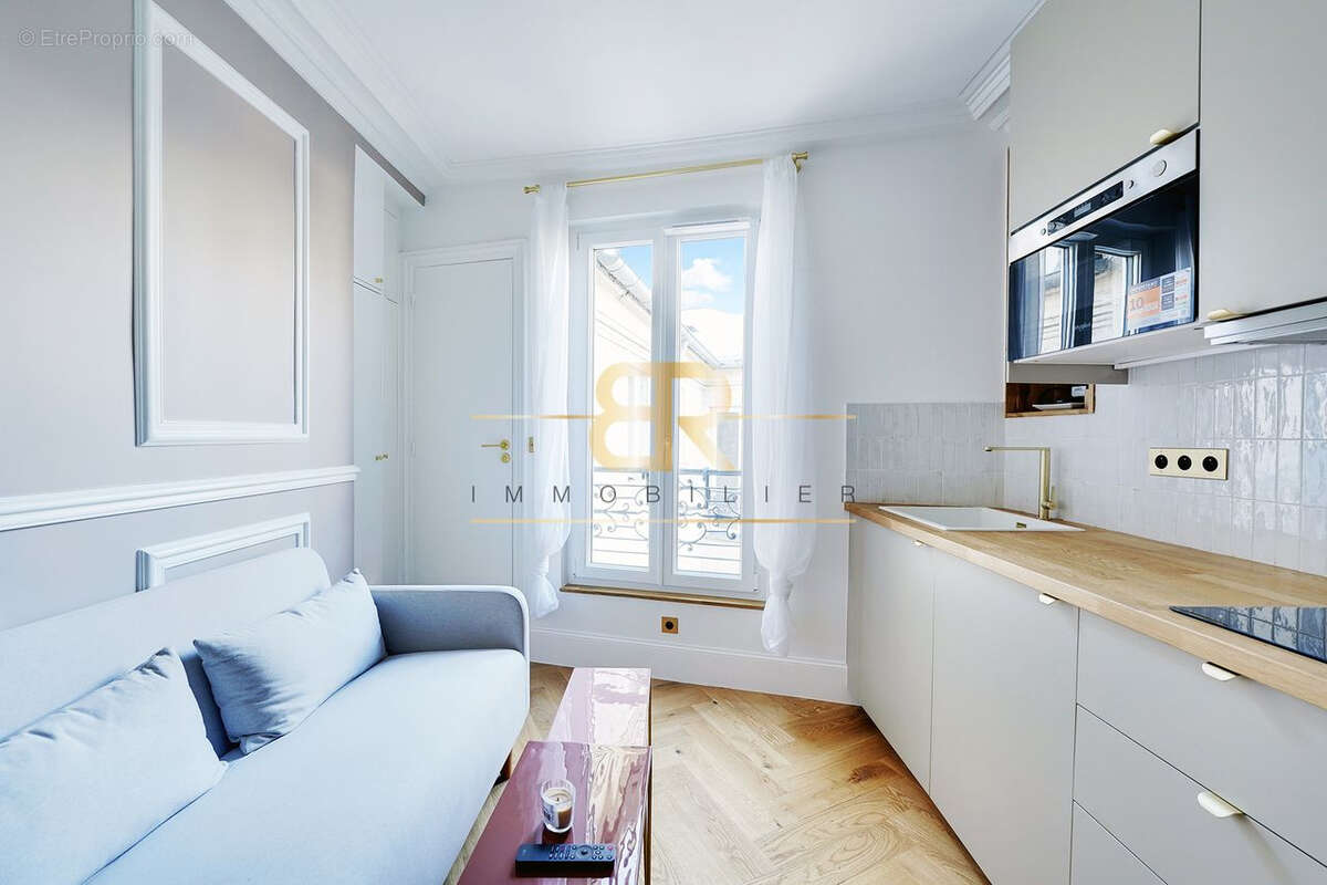 Appartement à PARIS-9E
