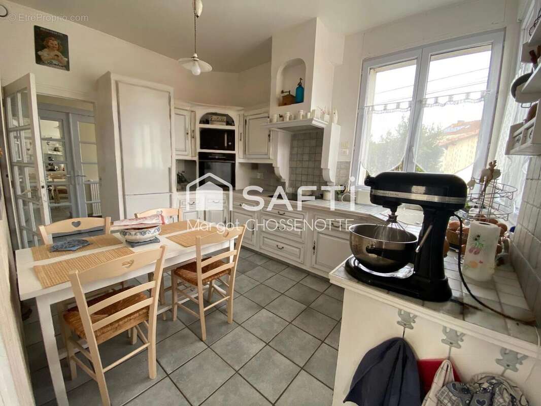 Photo 2 - Maison à SAINT-JEAN-D'ANGELY